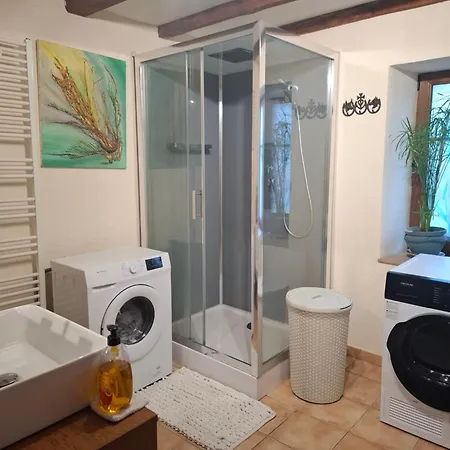 Maison Les Geraniums Parking Prive بيت للعطل Linthal